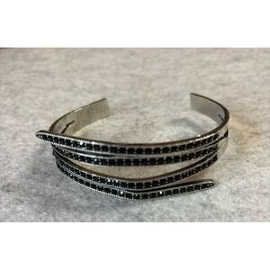 Bracelet Curved Lines Black Cuff